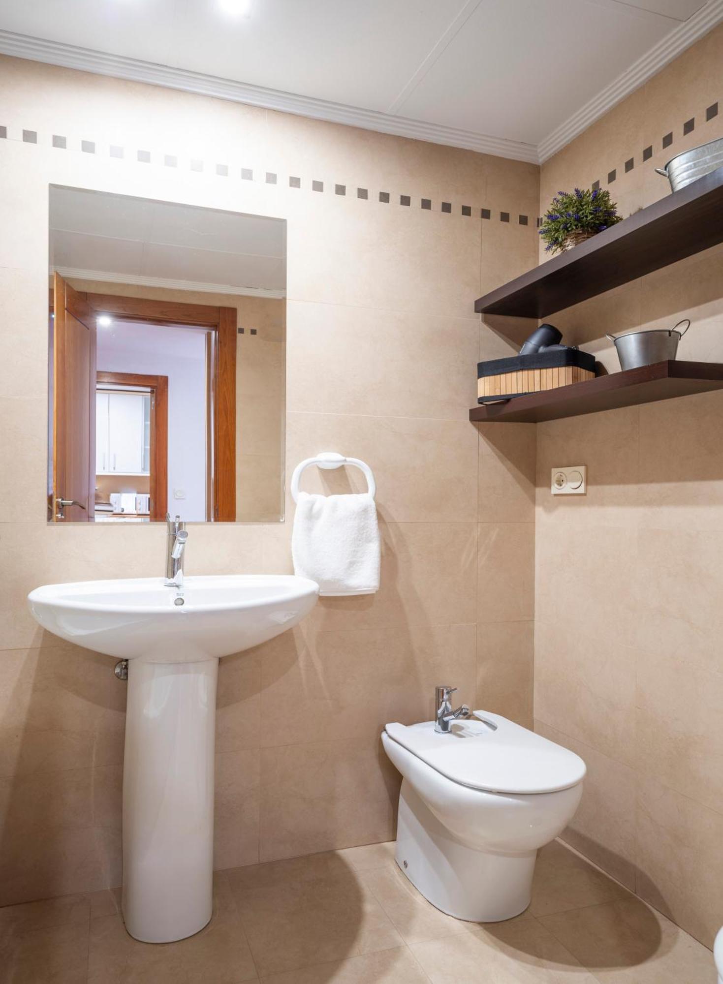 Enjoygranada Emir 3B Y Parking Apartment ภายนอก รูปภาพ